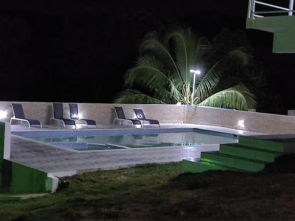 Vendo hermosa villa en matua a 30 mts de la ciudad