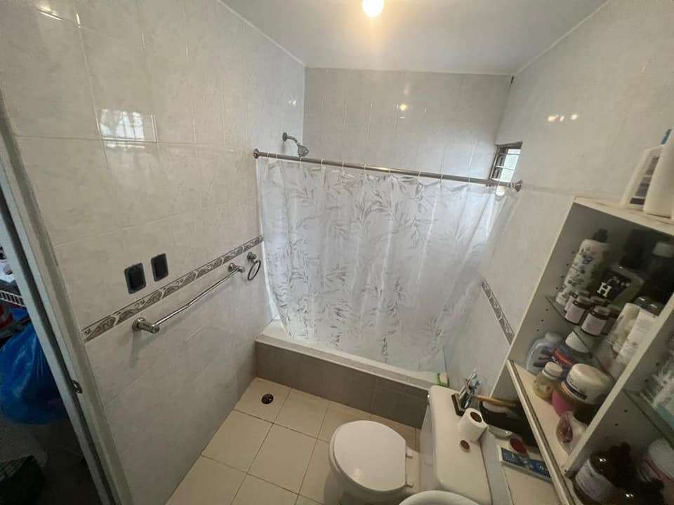 Vendo de oportunidad casa con piscina