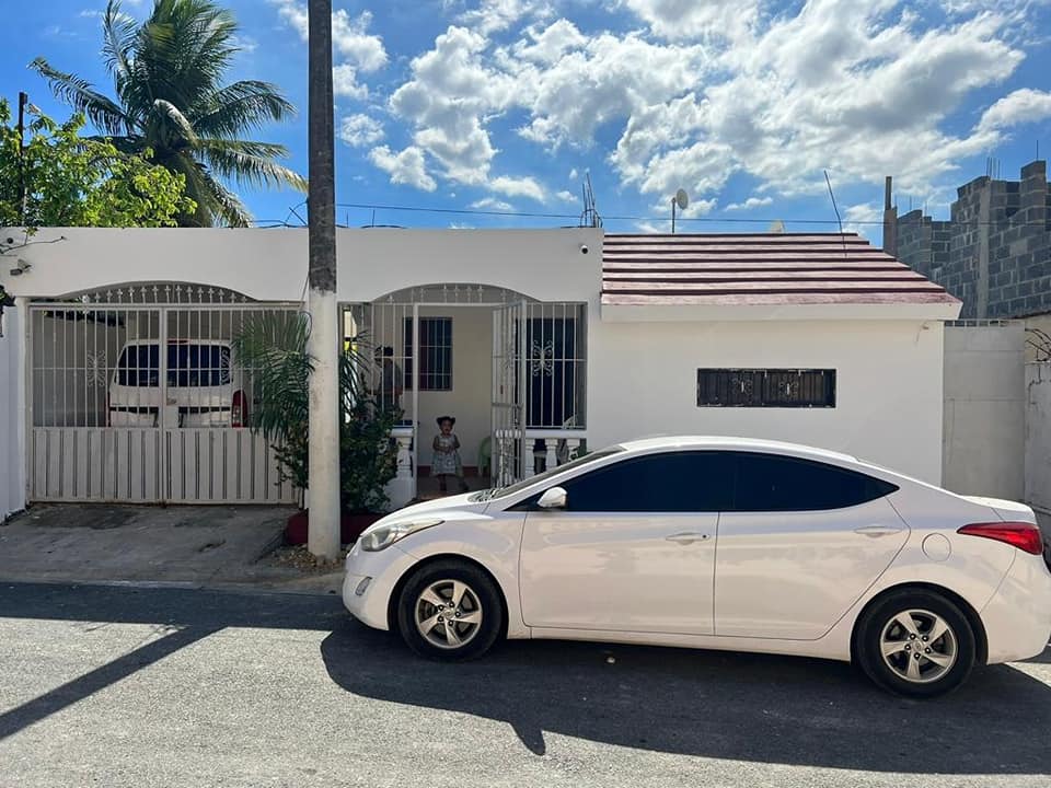 Vendo de oportunidad casa con piscina