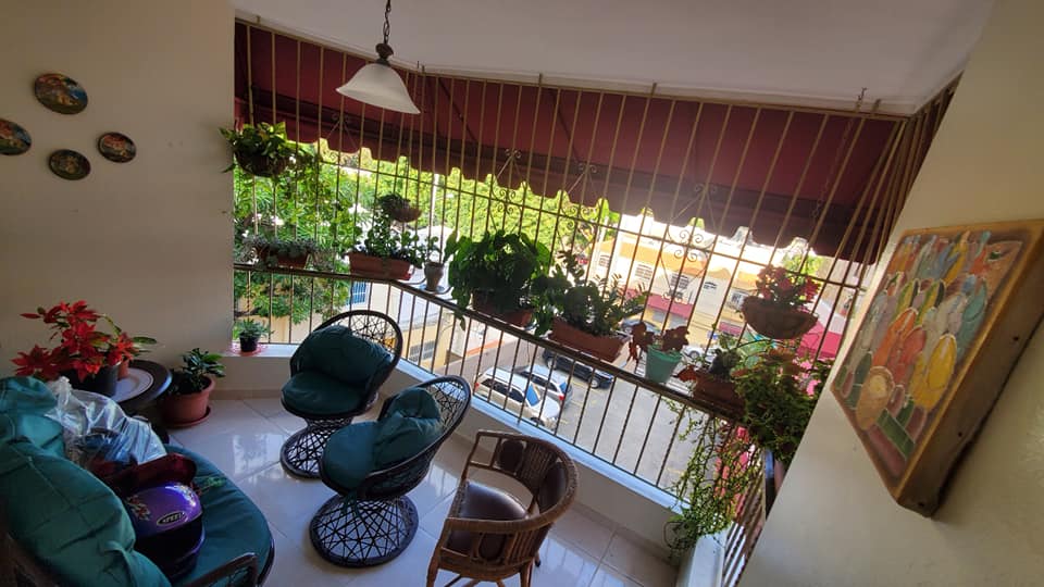 Se vende apartamento 4to nivel av. Independencia el portal