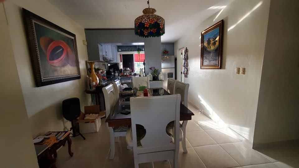 Se vende apartamento 4to nivel av. Independencia el portal