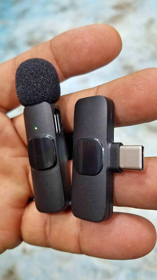 Micrófono de solapa inalámbrico recargable para equipos con entrada Tipo-C