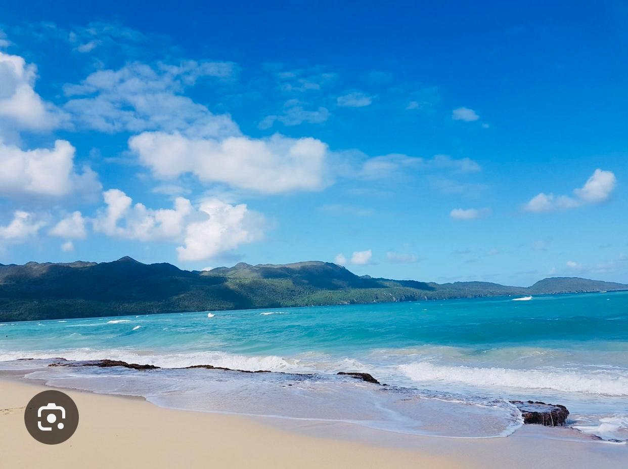 Propiedades En La Playa Y Con Vista Al Mar!!