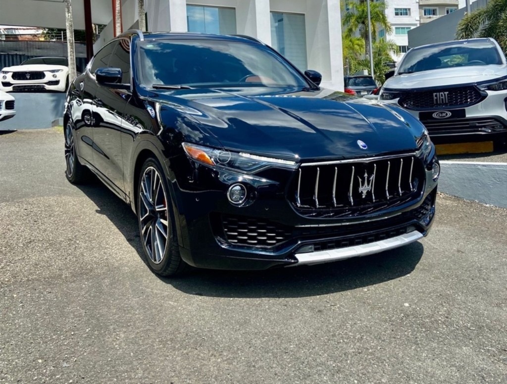 Carros, Jeepetas, Camionetas, Nuevecitas Usadas Y De Paquete!