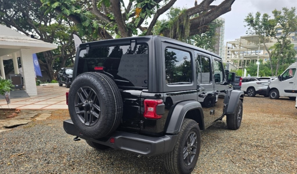 Pa Que Te Montes Hoy, Carros Y Jeepetas En Venta, Rd!