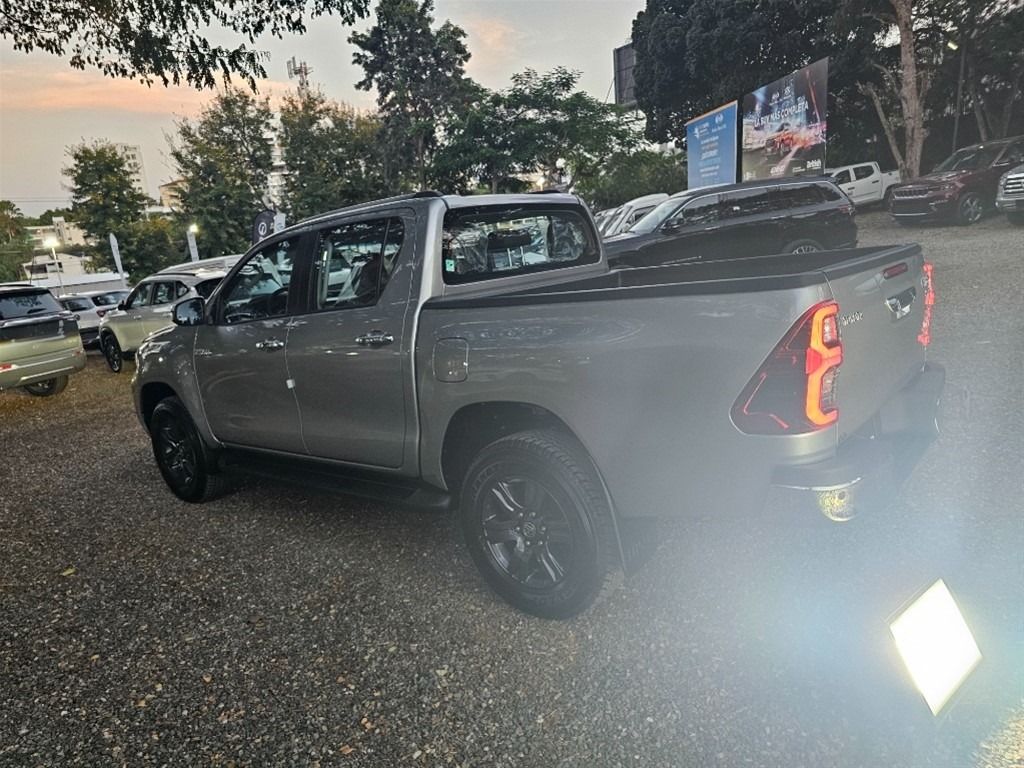 Para Los Amantes De Las Camionetas Toyota Hilux!!