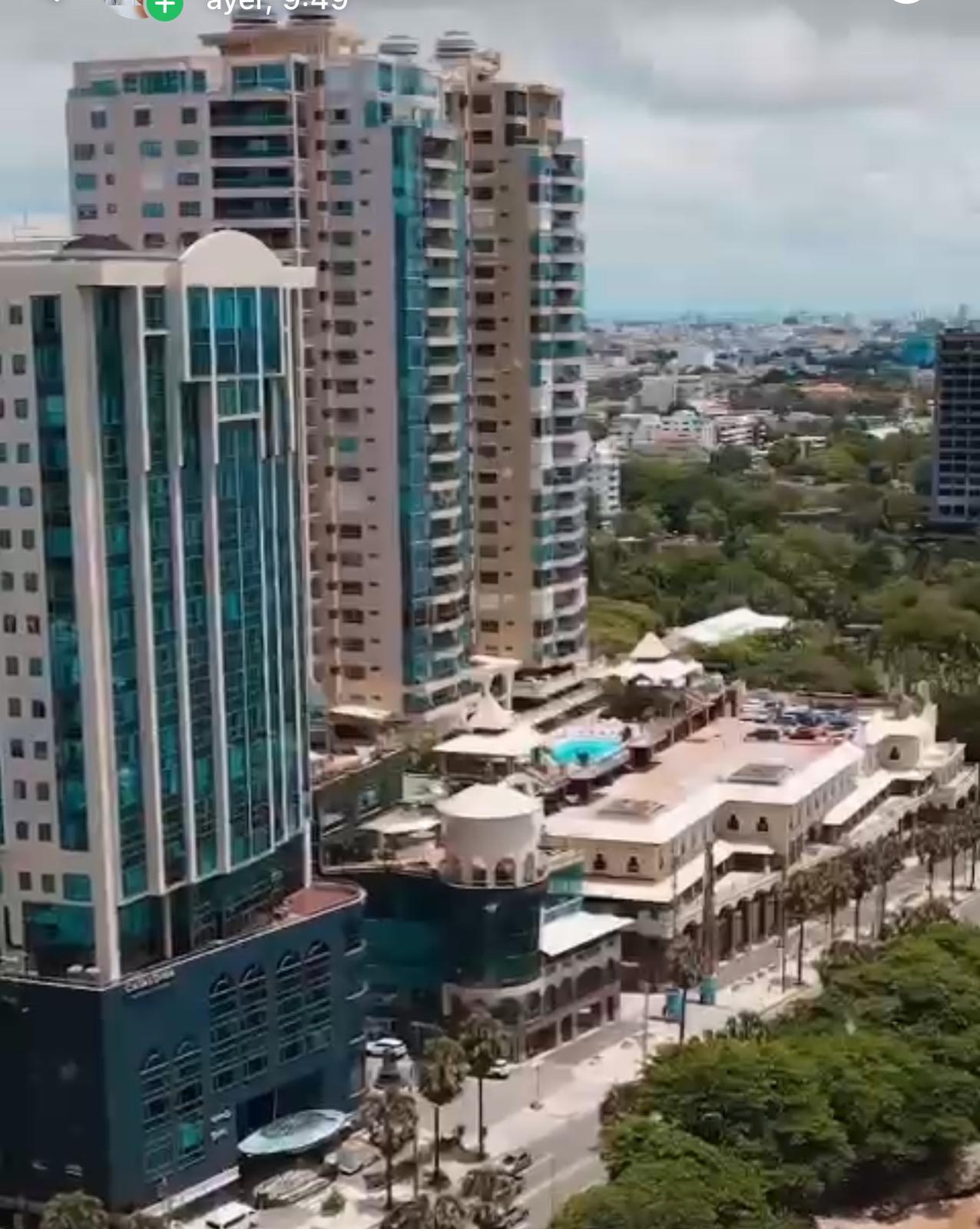 Viva Como Un Rey, Deleitandose Con Su Vista Al Mar, Desde El Piso 26!!!