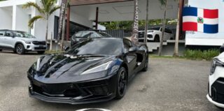 carros.charlies.dealer.chevrolet.corvettestringrayZ51.ano2022.us115mil.negro_.1-1