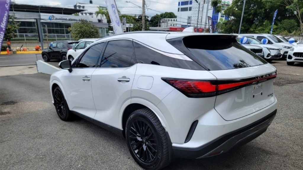 Carros, Jeepetas Y Camionetas, En Venta!